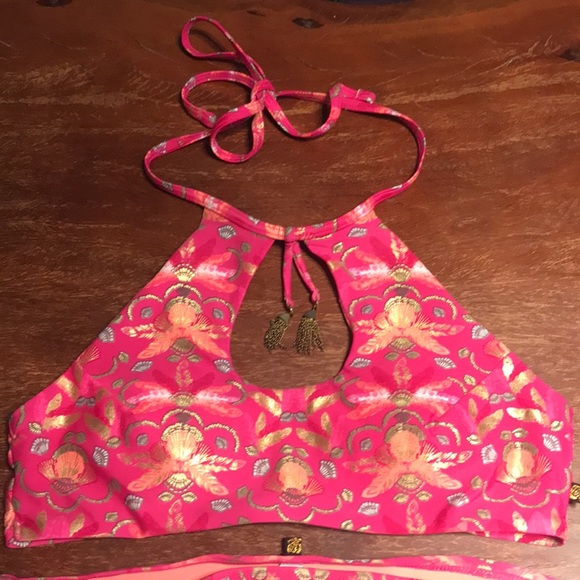 La Vie En Rose Two Piece - Picture 3 of 17